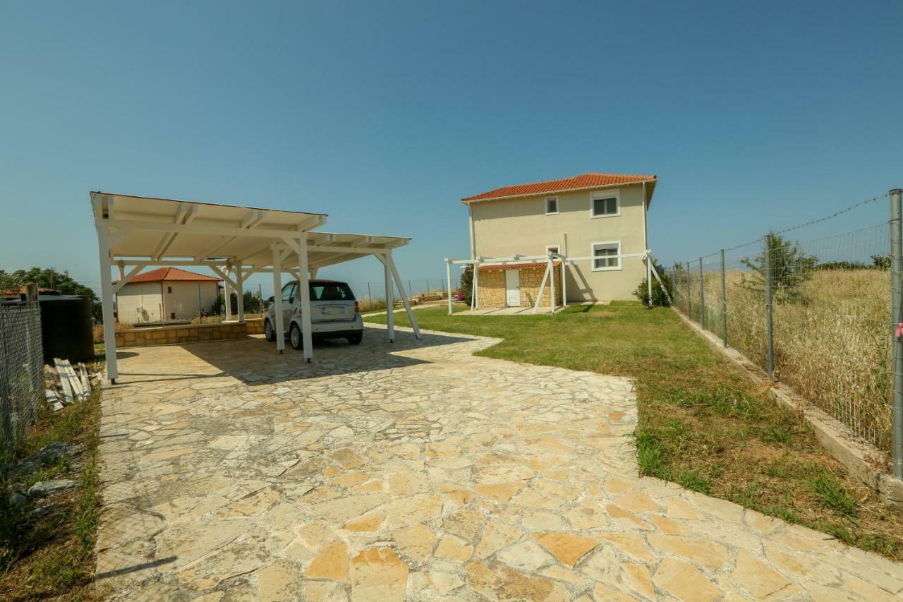 Magnificent Seascape Villa On A Secluded Beach Nea Moudania Bagian luar foto